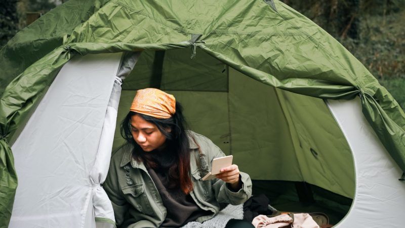 Camping hydre-mère à la campagne